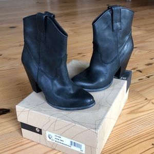 Bronx boots